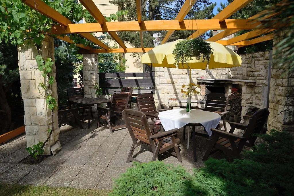 Garden Pension Villa Maria Prag Tschechische Republik